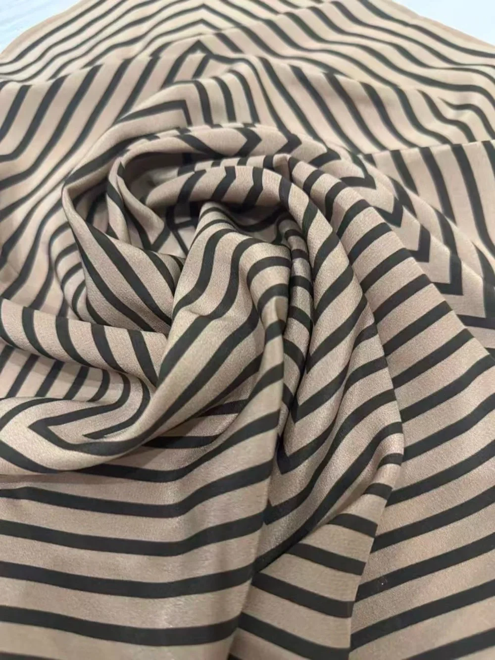 TOTEME Geometric Striped Square Scarf